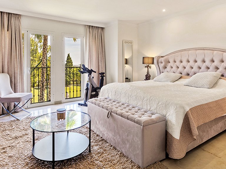Villa for Sale in Benahavis Malaga 21