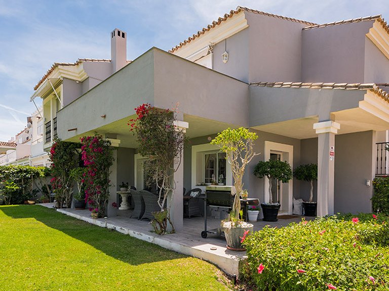 Villa for Sale in Benahavis Malaga 29