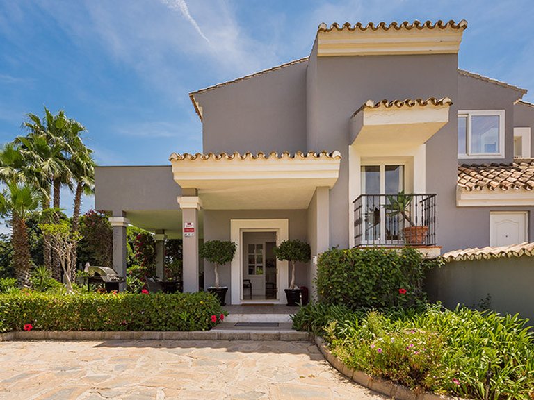 Villa for Sale in Benahavis Malaga 30
