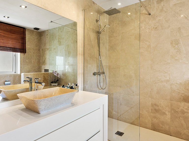 Villa for Sale in Benahavis Malaga 23