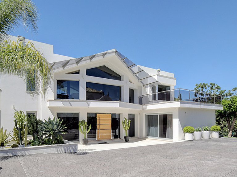 Villa for Sale in Marbella Malaga 1