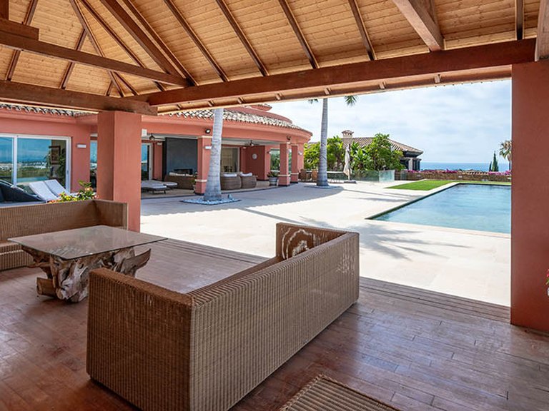 Villa for Sale in Estepona Malaga 31