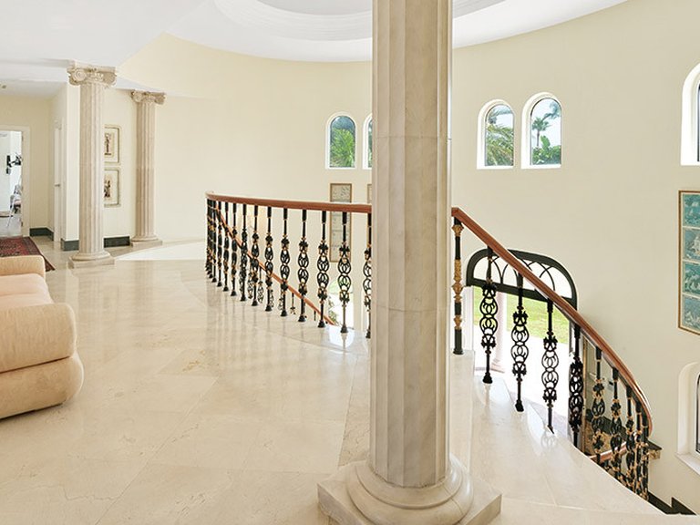 Villa for Sale in Estepona Malaga 21