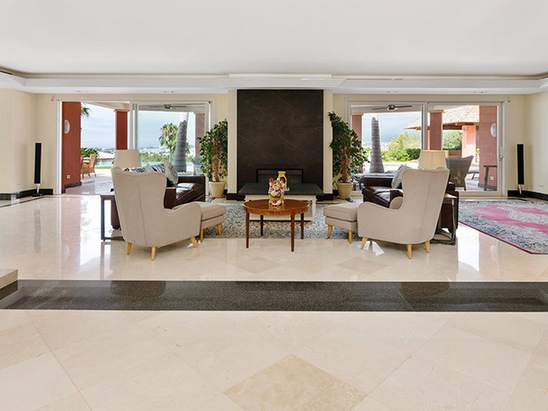 Villa for Sale in Estepona Malaga 6