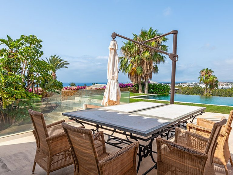 Villa for Sale in Estepona Malaga 1