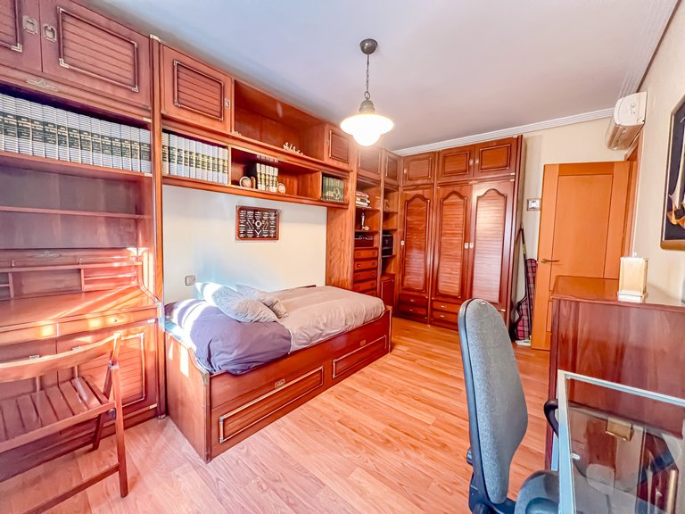 Villa for Sale in Malaga Malaga 11