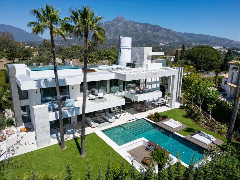 Villa for Sale in Marbella Malaga 3