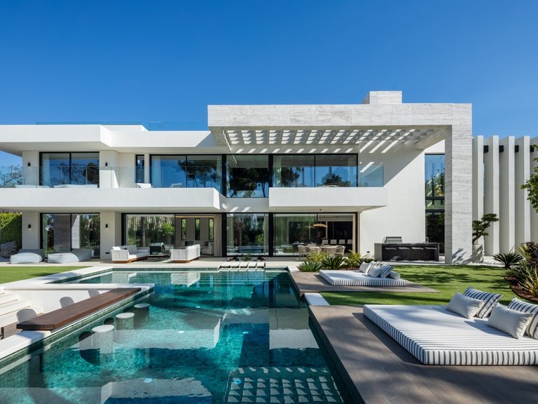 Villa for Sale in Marbella Malaga 9