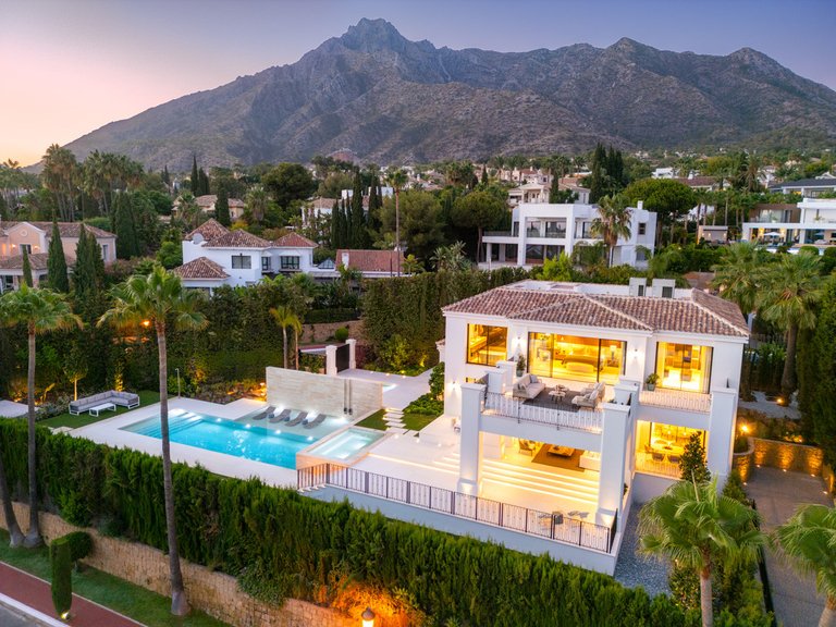 Villa for Sale in Marbella Malaga 34