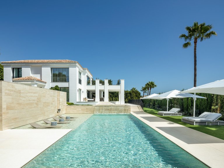 Villa for Sale in Marbella Malaga 17