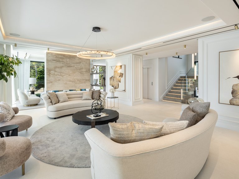 Villa for Sale in Marbella Malaga 7