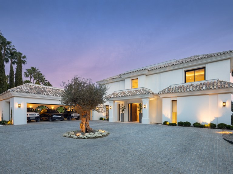 Villa for Sale in Marbella Malaga 31