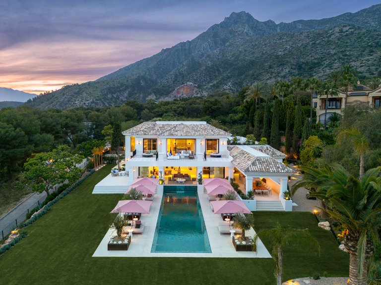 Villa for Sale in Marbella Malaga 34