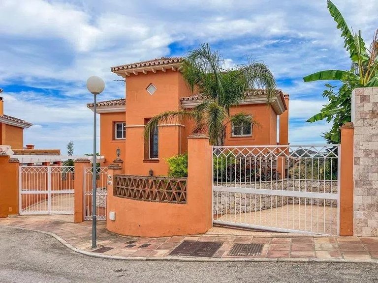 Villa for Sale in Mijas Malaga 32