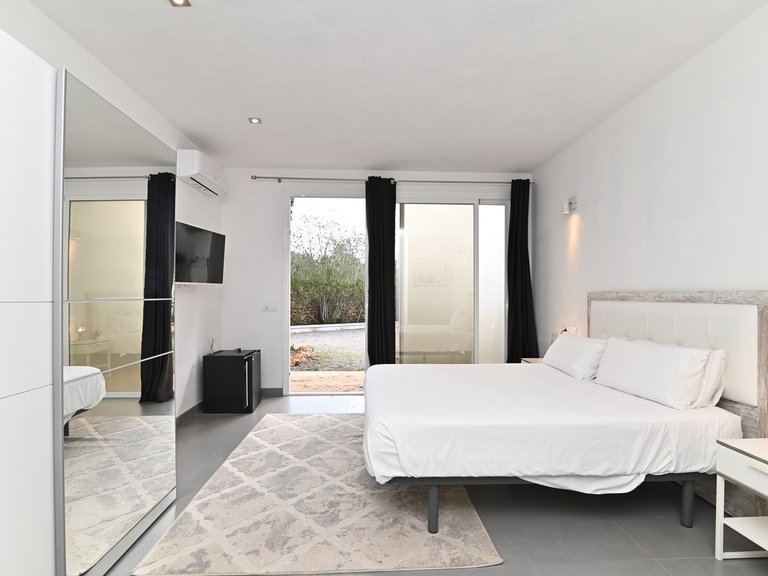 Villa for Sale in Santa Eulalia Del Río Balearic Islands 47