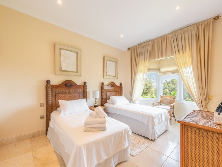 Villa for Sale in San Roque Cadiz 44