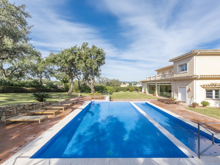 Villa for Sale in San Roque Cadiz 24
