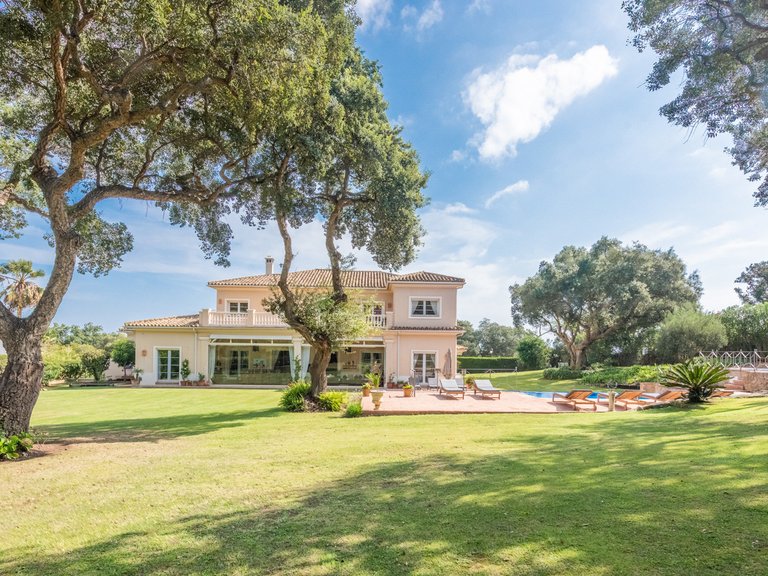 Villa for Sale in San Roque Cadiz 2