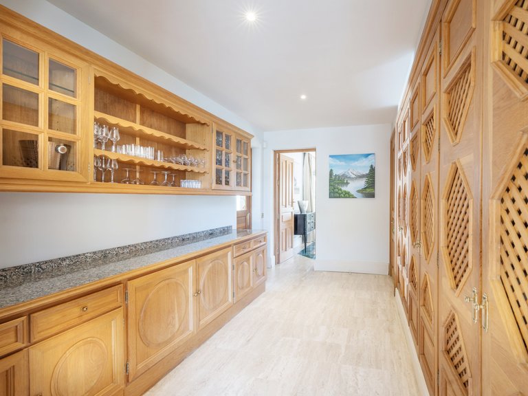 Villa for Sale in San Roque Cadiz 9