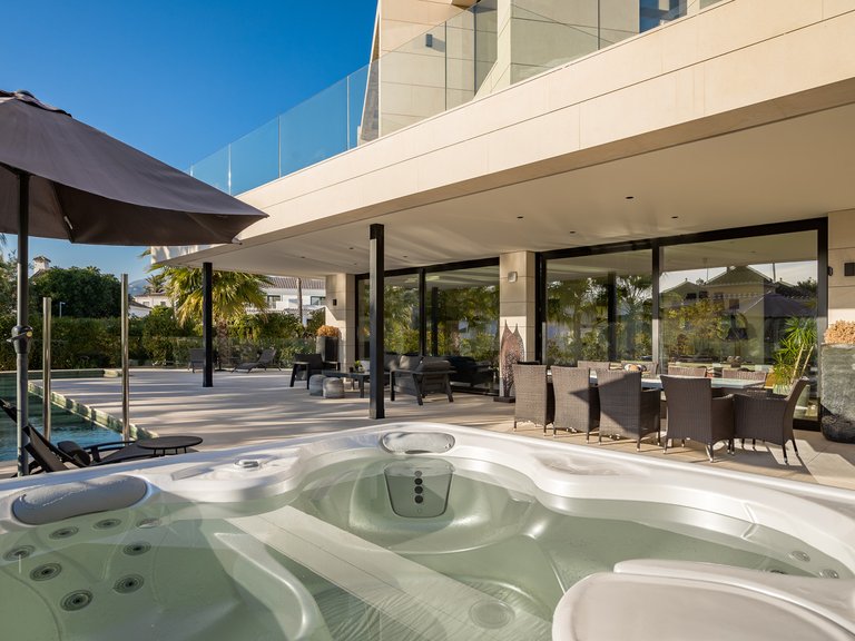 Villa for Sale in Marbella Malaga 30