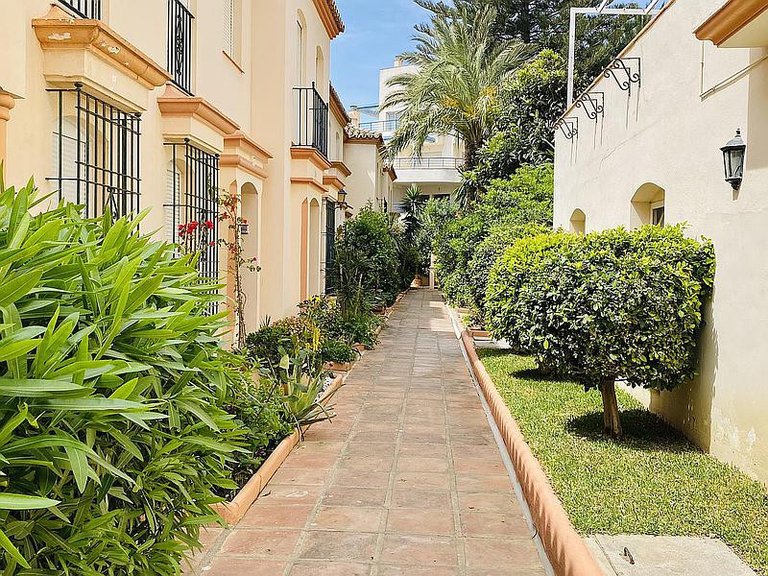 Town House for Sale in Estepona Malaga 26