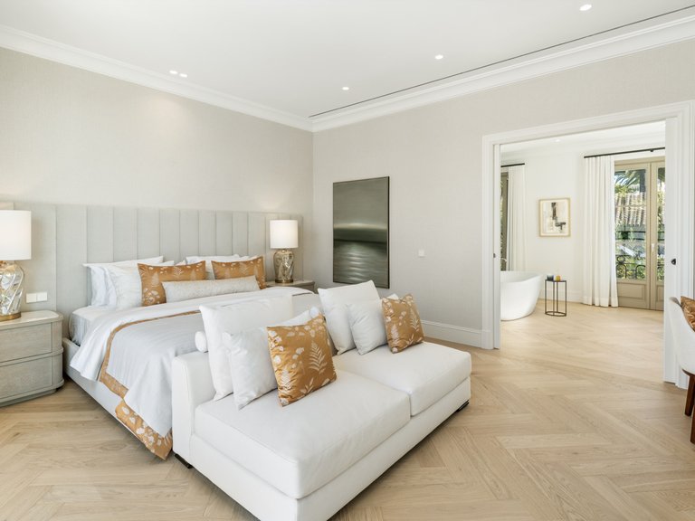 Villa for Sale in Marbella Malaga 18