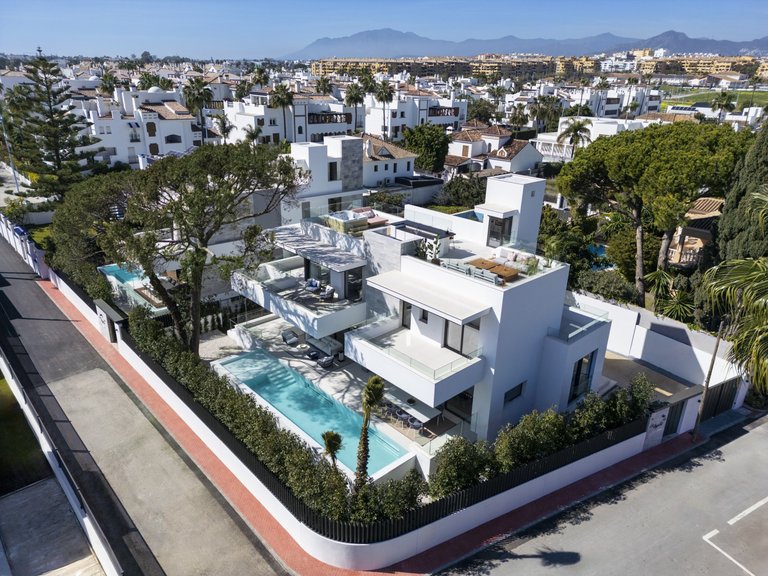 Villa for Sale in Marbella Malaga 51