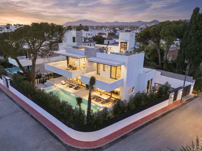 Villa for Sale in Marbella Malaga 2