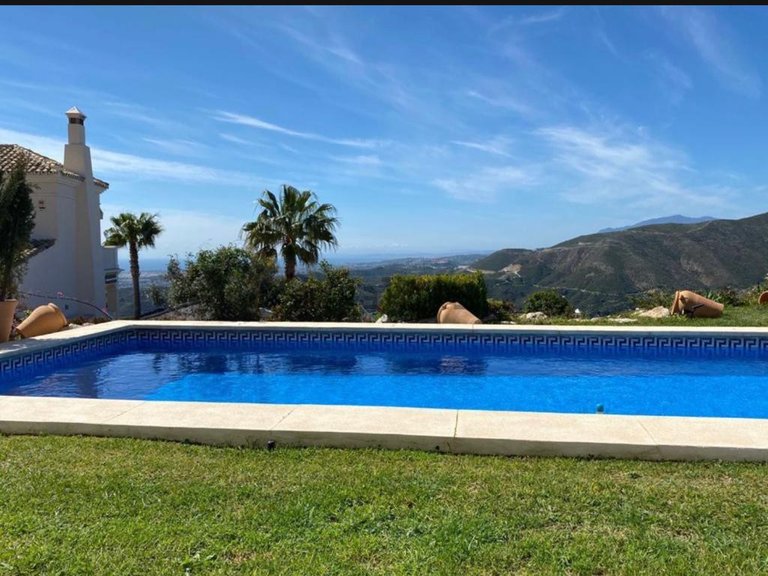 Villa for Sale in Istan Malaga 19