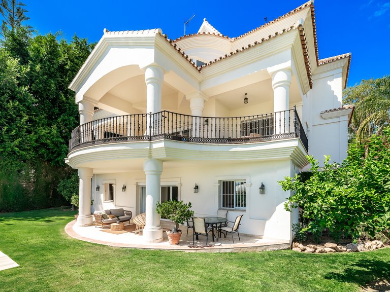 Villa for Sale in Marbella Malaga 4