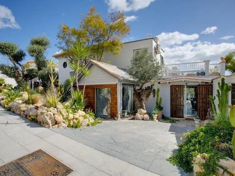 Villa for Sale in Estepona Malaga 10