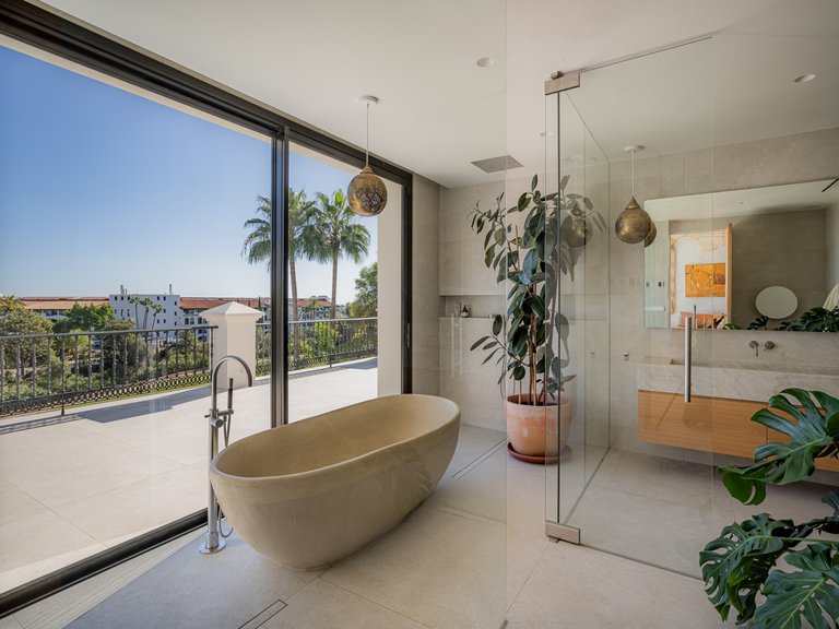 Villa for Sale in Benahavis Malaga 25
