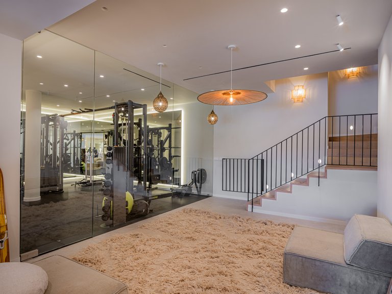 Villa for Sale in Benahavis Malaga 16