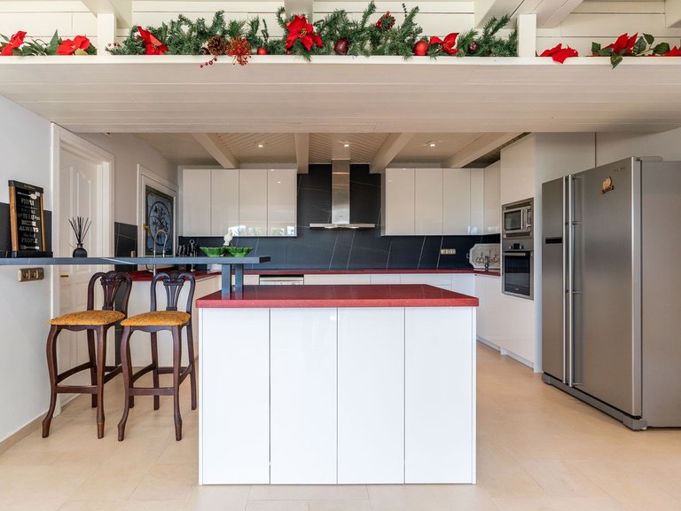 Villa for Sale in Benahavis Malaga 29