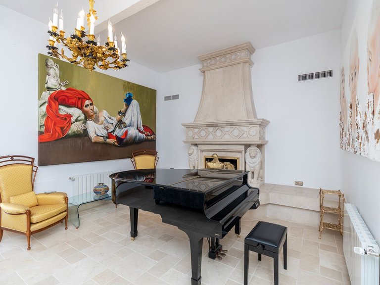 Villa for Sale in Benahavis Malaga 42