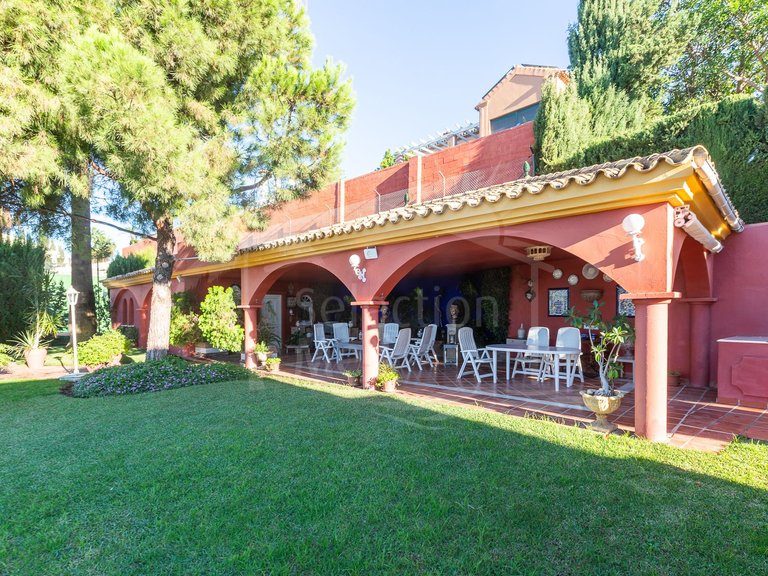 Villa for Sale in Estepona Malaga 9