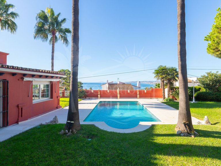 Villa for Sale in Estepona Malaga 12