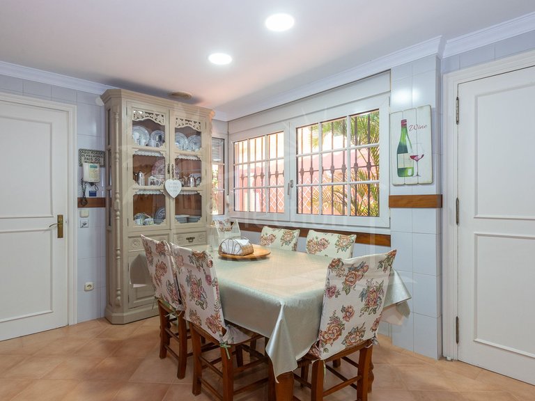 Villa for Sale in Estepona Malaga 21