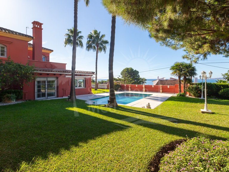 Villa for Sale in Estepona Malaga 26