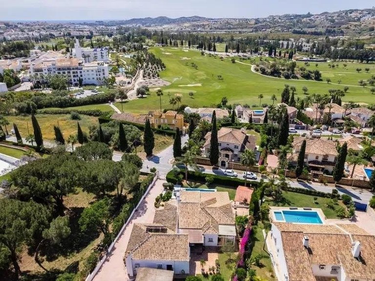 Villa for Sale in Mijas Costa Malaga 30