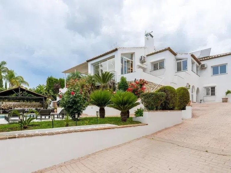 Villa for Sale in Mijas Costa Malaga 24