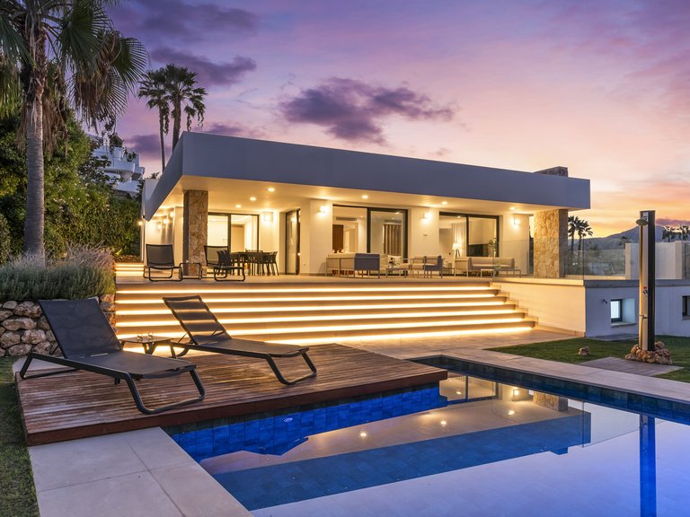 Villa for Sale in San Pedro De Alcantara Malaga 18
