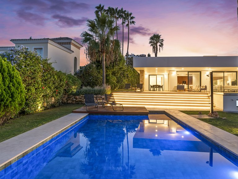 Villa for Sale in San Pedro De Alcantara Malaga 19