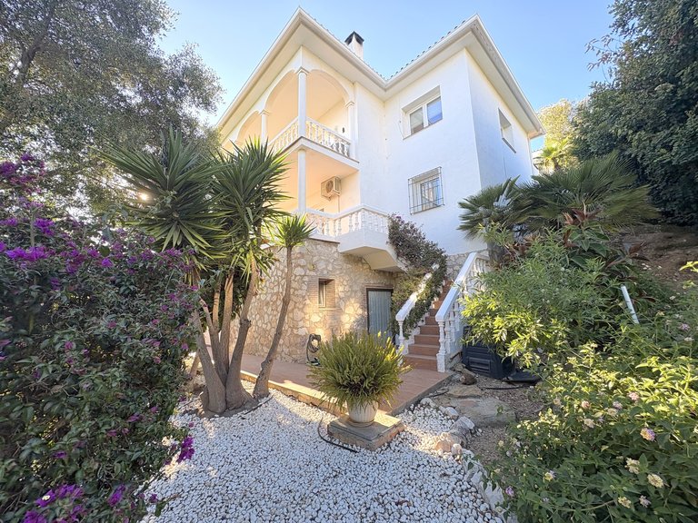 Villa for Sale in Mijas Costa Malaga 42