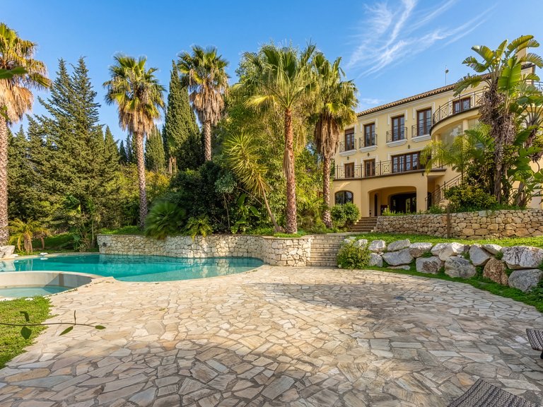 Villa for Sale in Alhaurin El Grande Malaga 58
