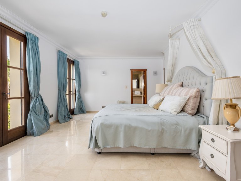Villa for Sale in Alhaurin El Grande Malaga 8