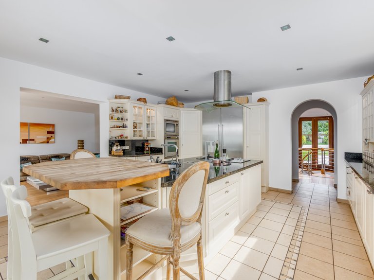 Villa for Sale in Alhaurin El Grande Malaga 23