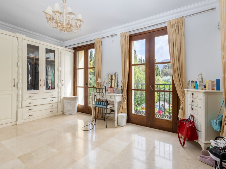 Villa for Sale in Alhaurin El Grande Malaga 9