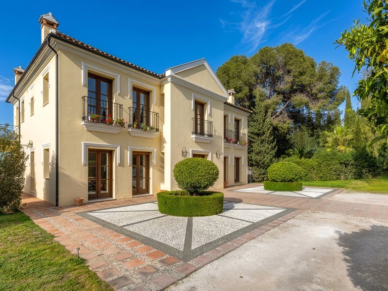 Villa for Sale in Alhaurin El Grande Malaga 42