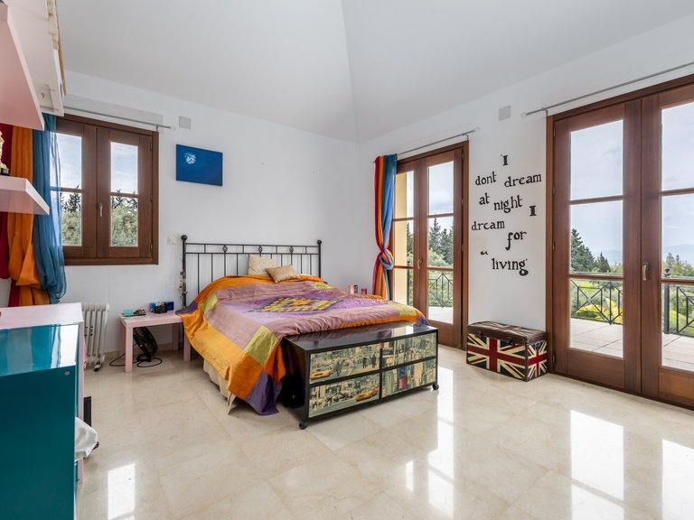 Villa for Sale in Alhaurin El Grande Malaga 21
